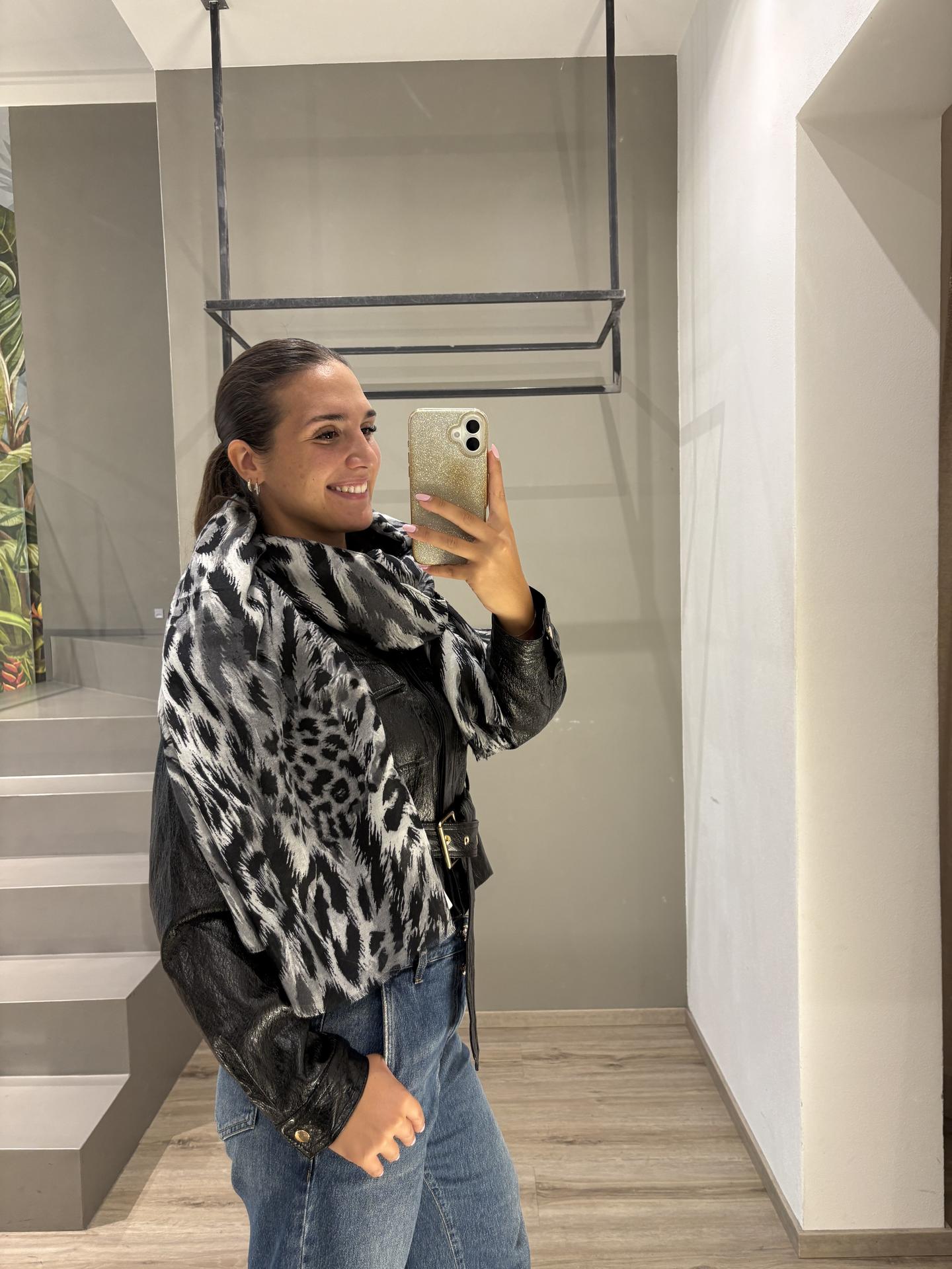 SCIARPA SUSY STAR 9572RE NERO